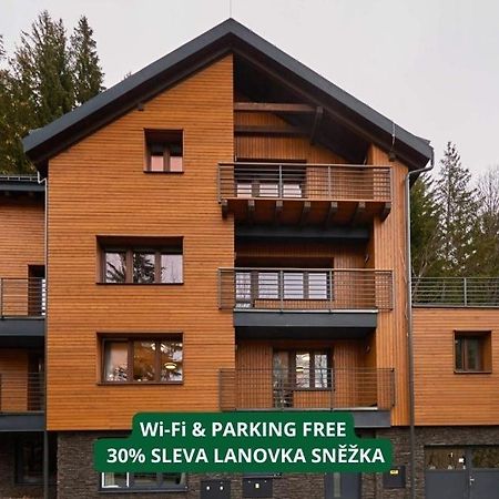 Vlci Stopa Apartments Pec pod Sněžkou Eksteriør billede