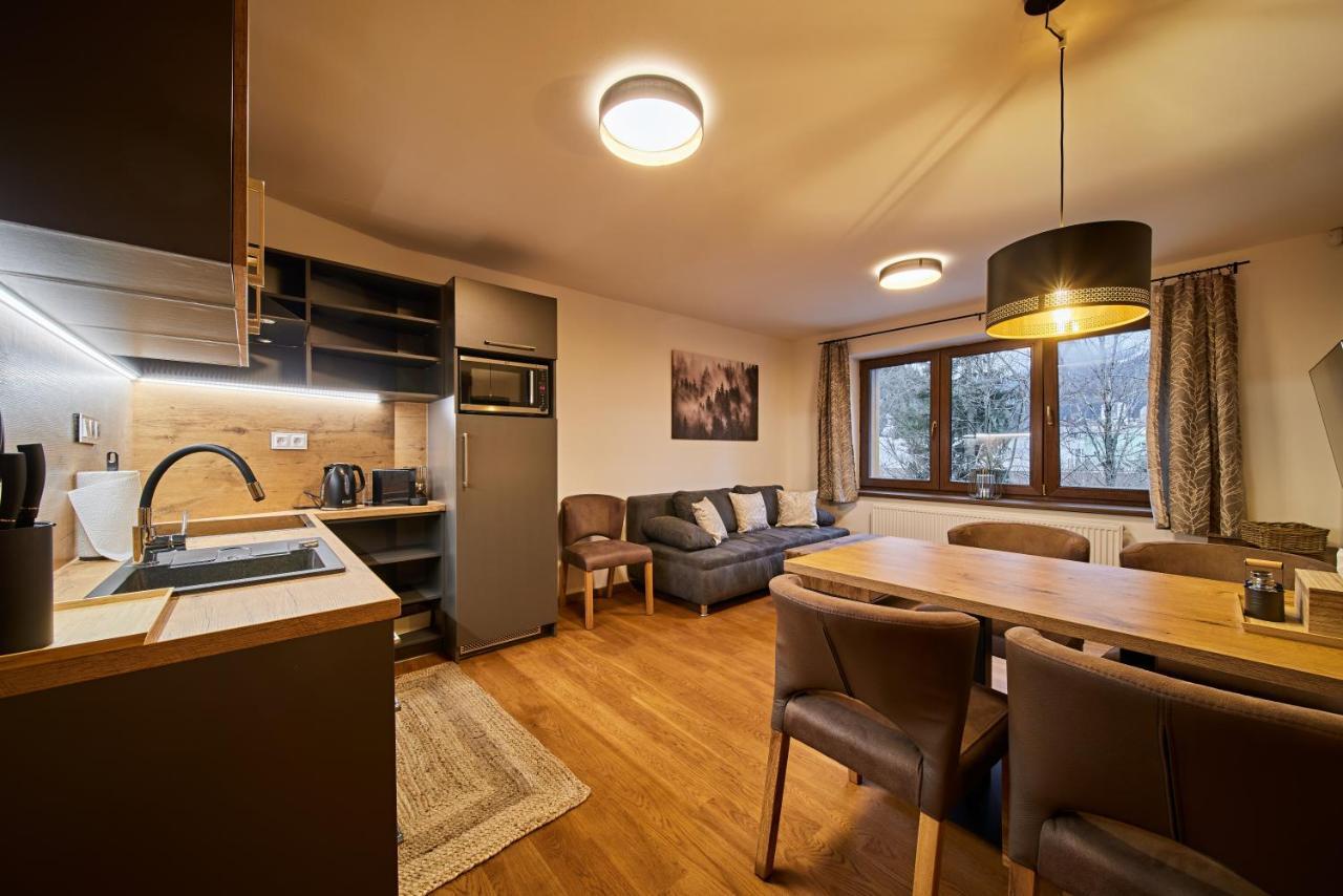 Vlci Stopa Apartments Pec pod Sněžkou Eksteriør billede