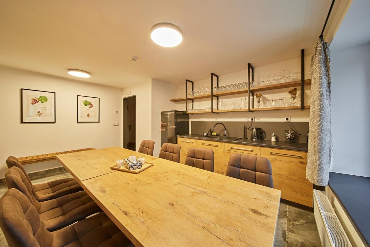 Vlci Stopa Apartments Pec pod Sněžkou Eksteriør billede
